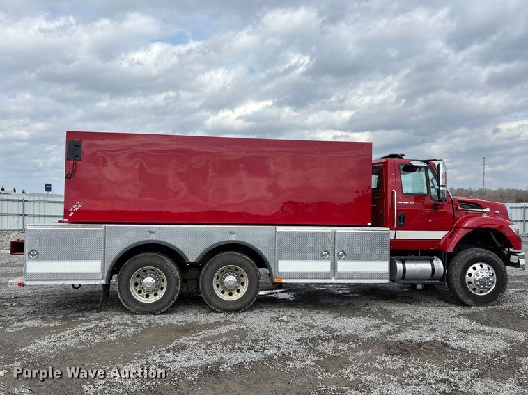 image for item YA2648 2015 International 7400 tanker fire truck