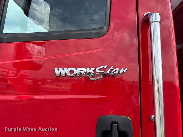 image for item YA2648 2015 International 7400 tanker fire truck