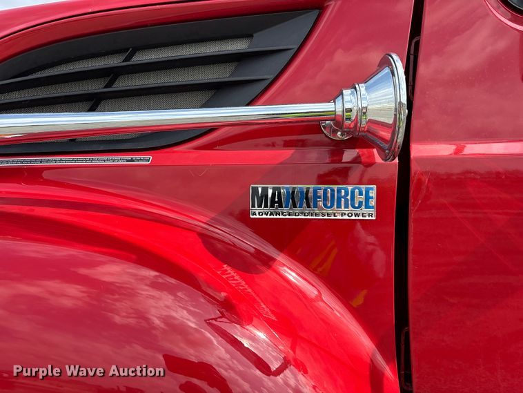 image for item YA2648 2015 International 7400 tanker fire truck