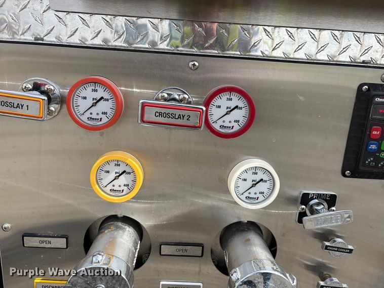 image for item YA2648 2015 International 7400 tanker fire truck