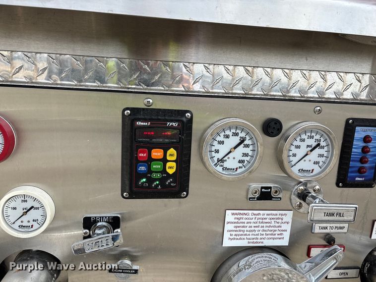 image for item YA2648 2015 International 7400 tanker fire truck