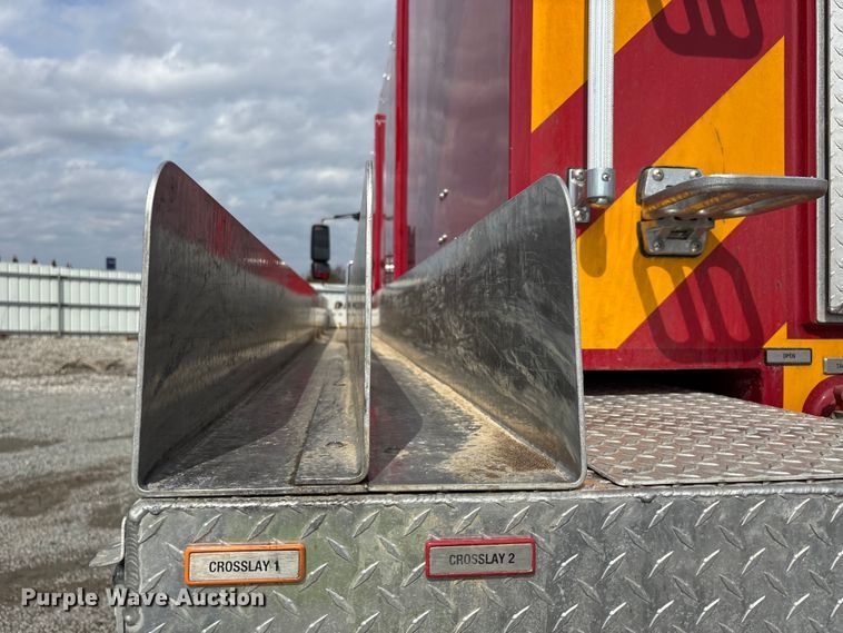 image for item YA2648 2015 International 7400 tanker fire truck