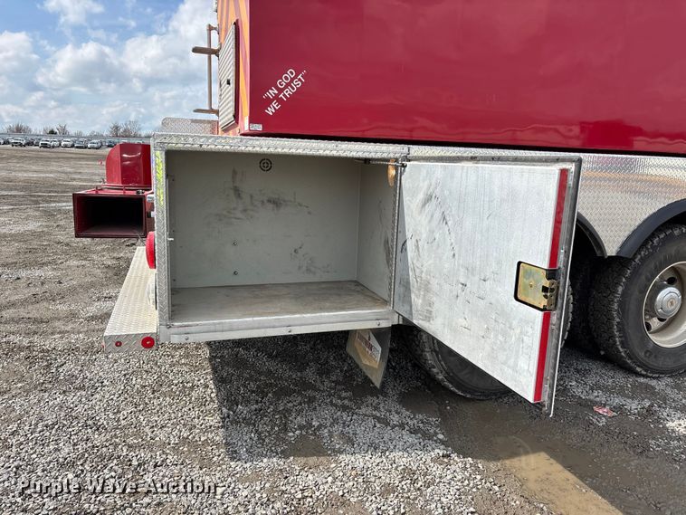 image for item YA2648 2015 International 7400 tanker fire truck