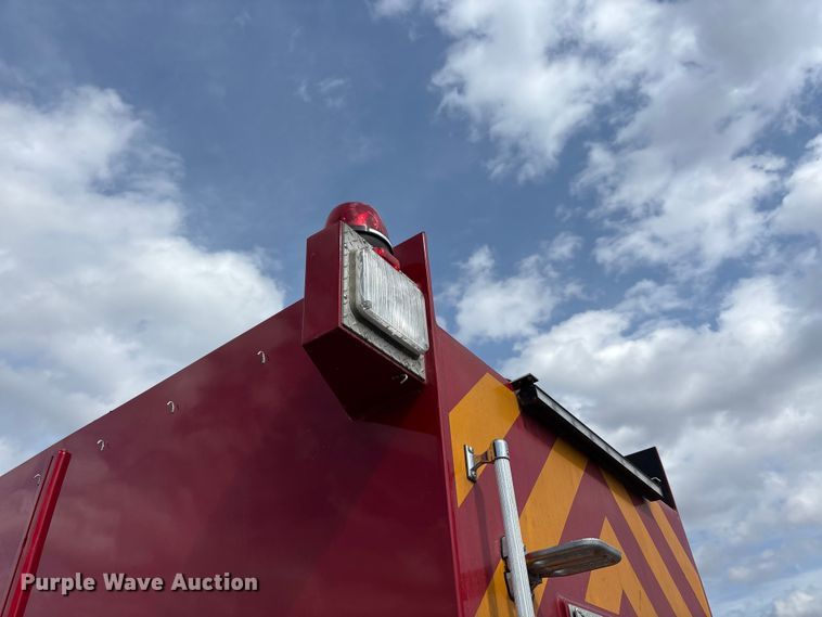 image for item YA2648 2015 International 7400 tanker fire truck