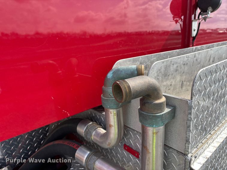 image for item YA2648 2015 International 7400 tanker fire truck