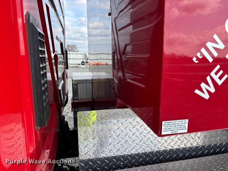 image for item YA2648 2015 International 7400 tanker fire truck