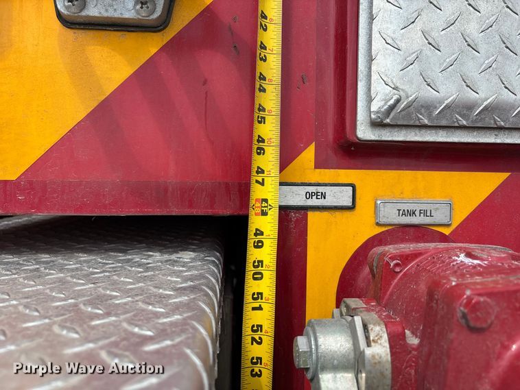 image for item YA2648 2015 International 7400 tanker fire truck