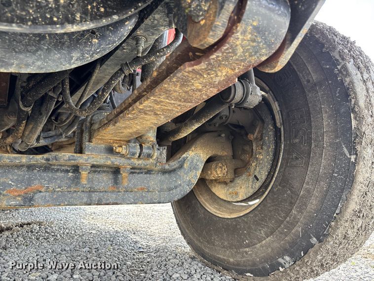 image for item YA2648 2015 International 7400 tanker fire truck