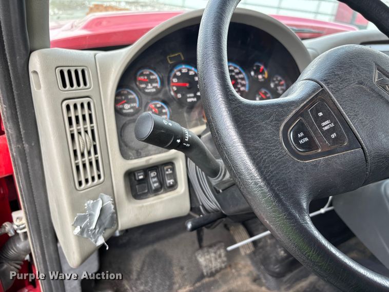 image for item YA2648 2015 International 7400 tanker fire truck