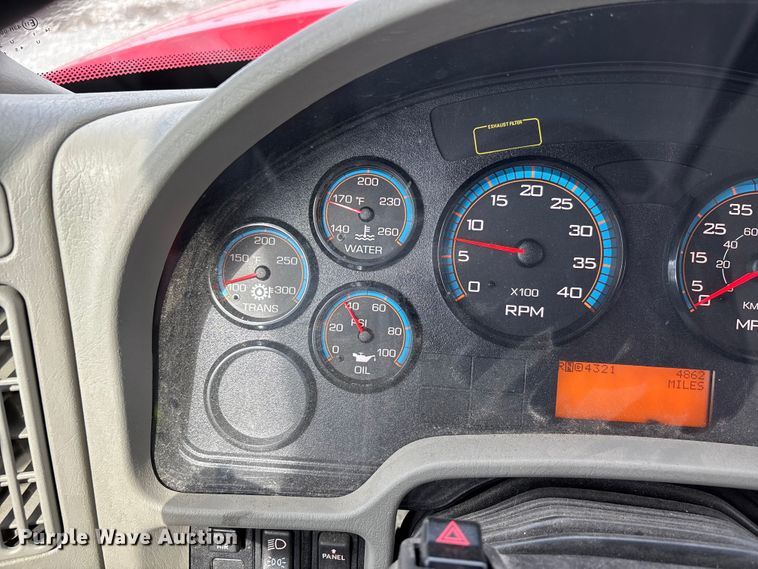 image for item YA2648 2015 International 7400 tanker fire truck