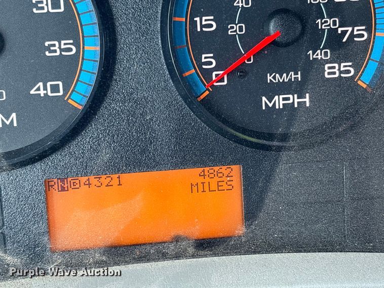 image for item YA2648 2015 International 7400 tanker fire truck