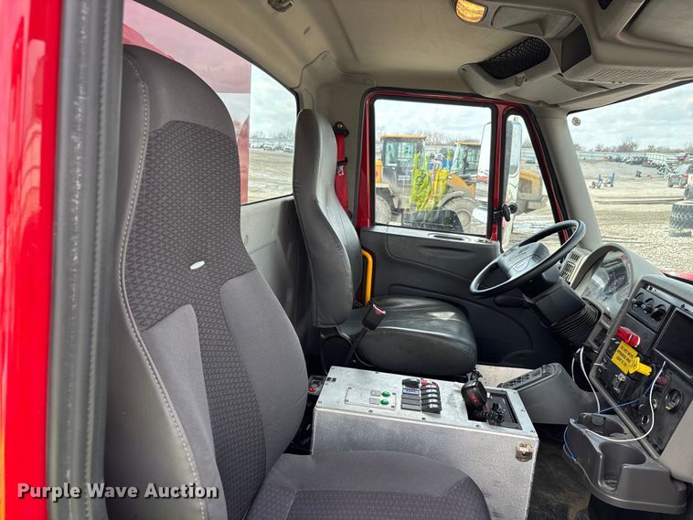 image for item YA2648 2015 International 7400 tanker fire truck