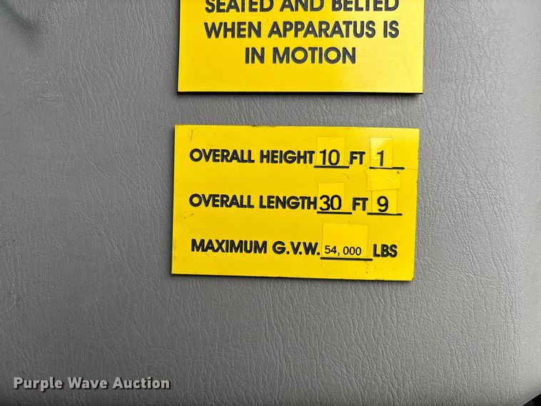 image for item YA2648 2015 International 7400 tanker fire truck