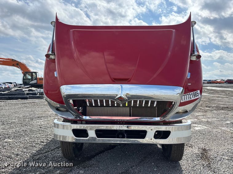 image for item YA2648 2015 International 7400 tanker fire truck