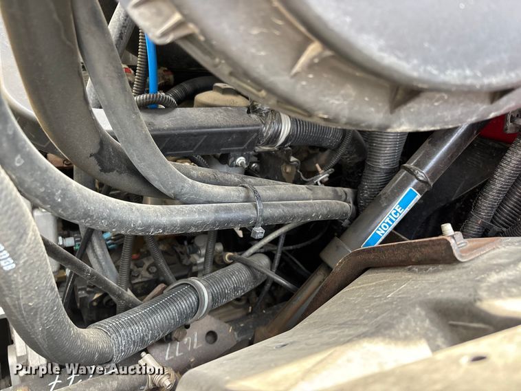 image for item YA2648 2015 International 7400 tanker fire truck