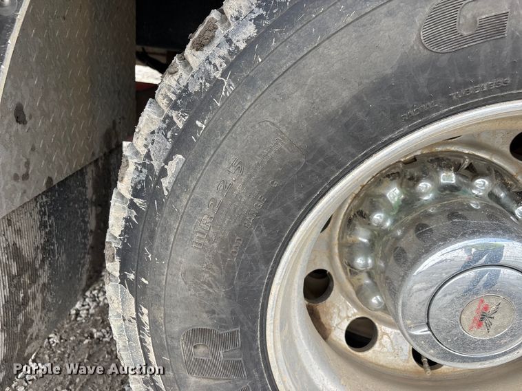 image for item YA2648 2015 International 7400 tanker fire truck