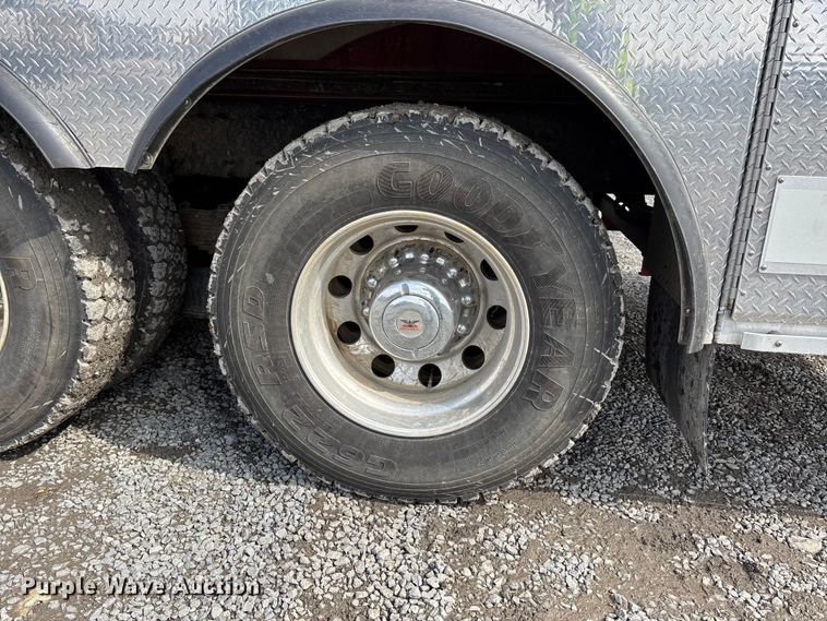 image for item YA2648 2015 International 7400 tanker fire truck