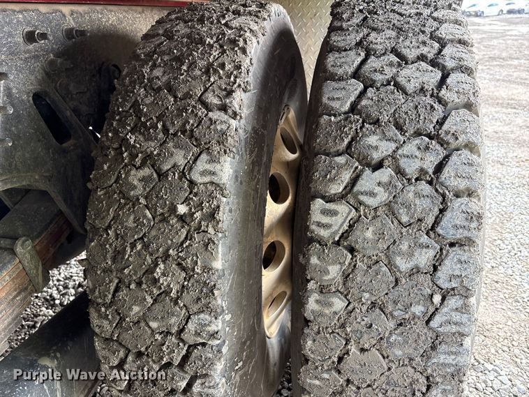 image for item YA2648 2015 International 7400 tanker fire truck