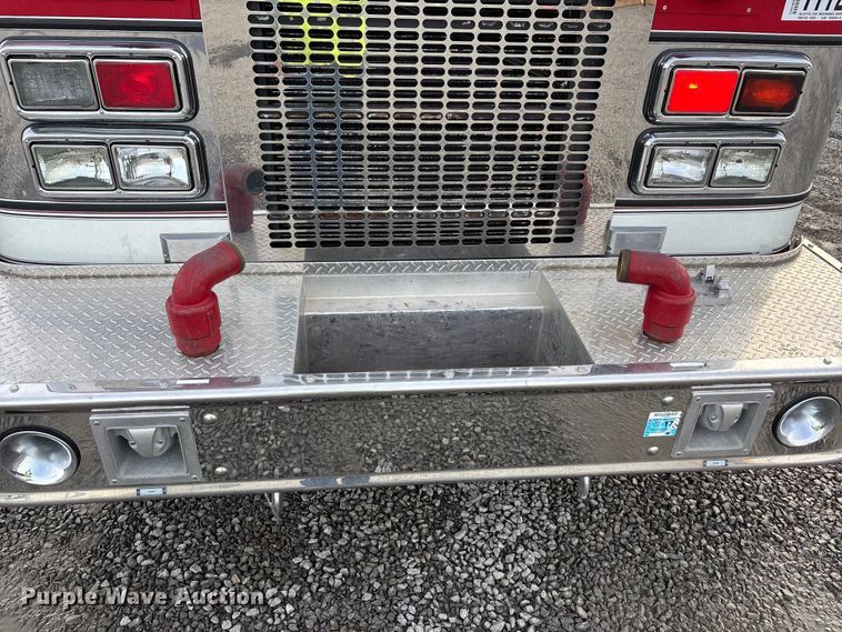 image for item YA2649 1992 Spartan Gladiator pumper fire truck