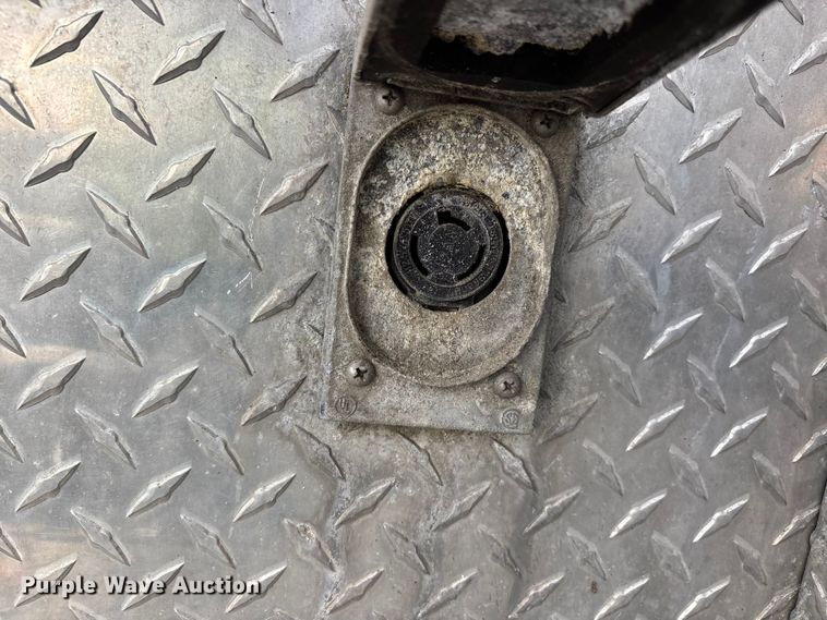 image for item YA2649 1992 Spartan Gladiator pumper fire truck