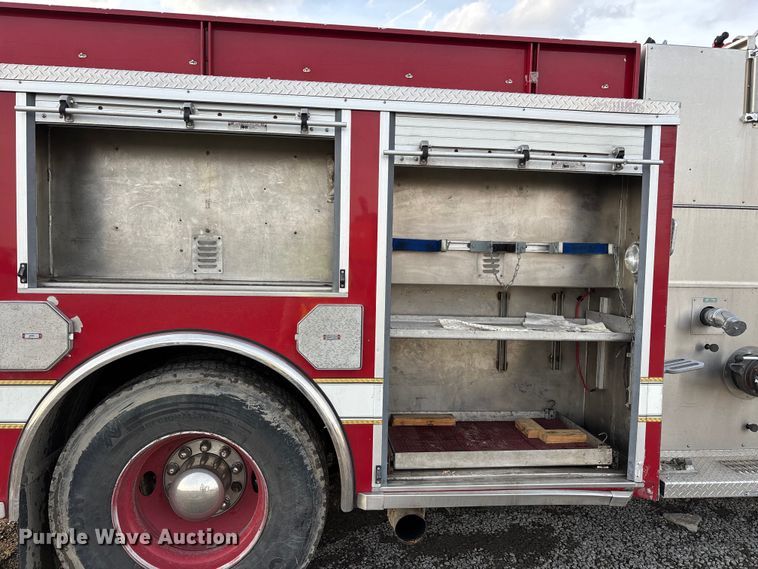 image for item YA2649 1992 Spartan Gladiator pumper fire truck