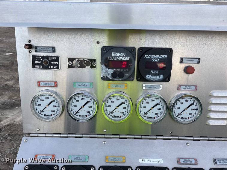 image for item YA2649 1992 Spartan Gladiator pumper fire truck