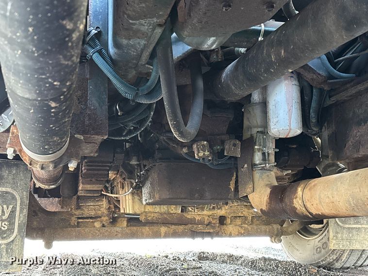 image for item YA2649 1992 Spartan Gladiator pumper fire truck