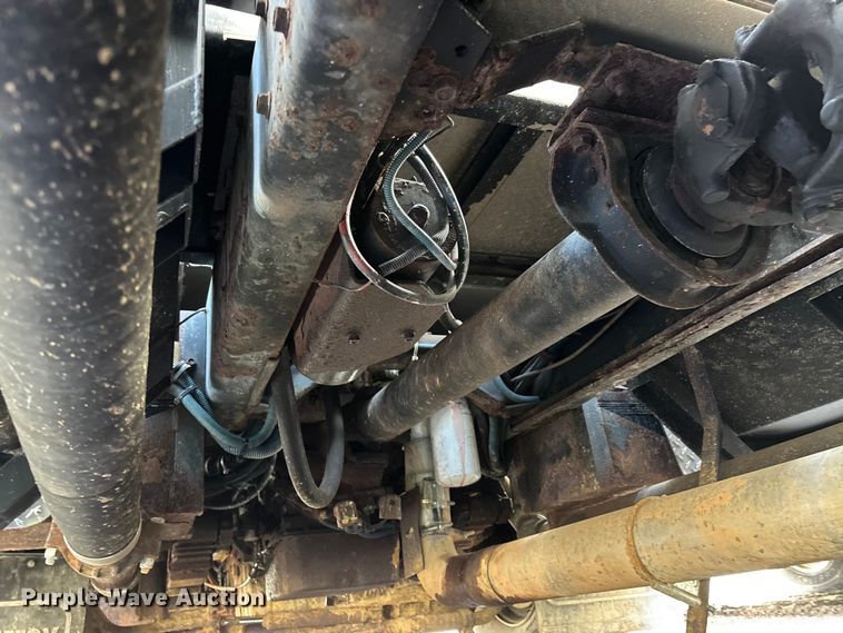 image for item YA2649 1992 Spartan Gladiator pumper fire truck