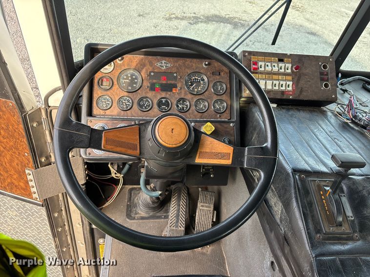 image for item YA2649 1992 Spartan Gladiator pumper fire truck