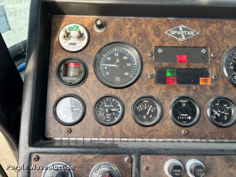 image for item YA2649 1992 Spartan Gladiator pumper fire truck