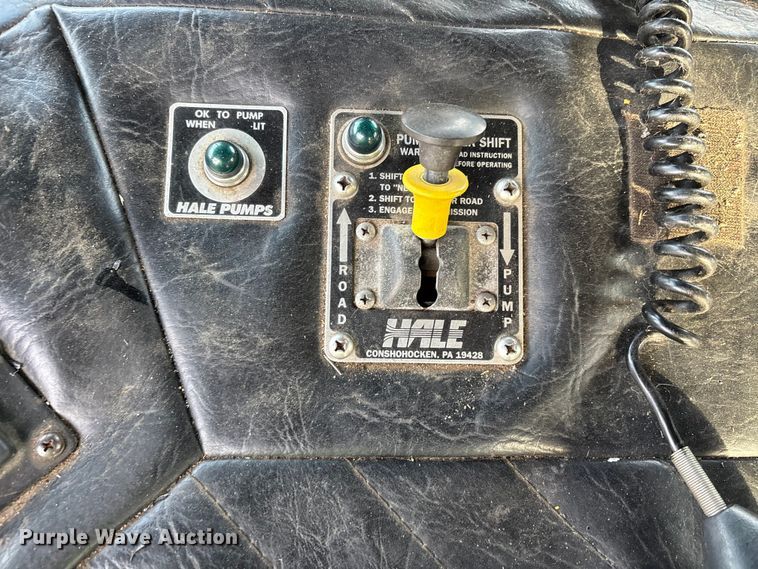 image for item YA2649 1992 Spartan Gladiator pumper fire truck