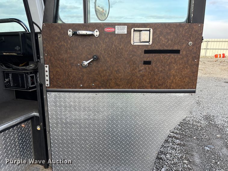 image for item YA2649 1992 Spartan Gladiator pumper fire truck