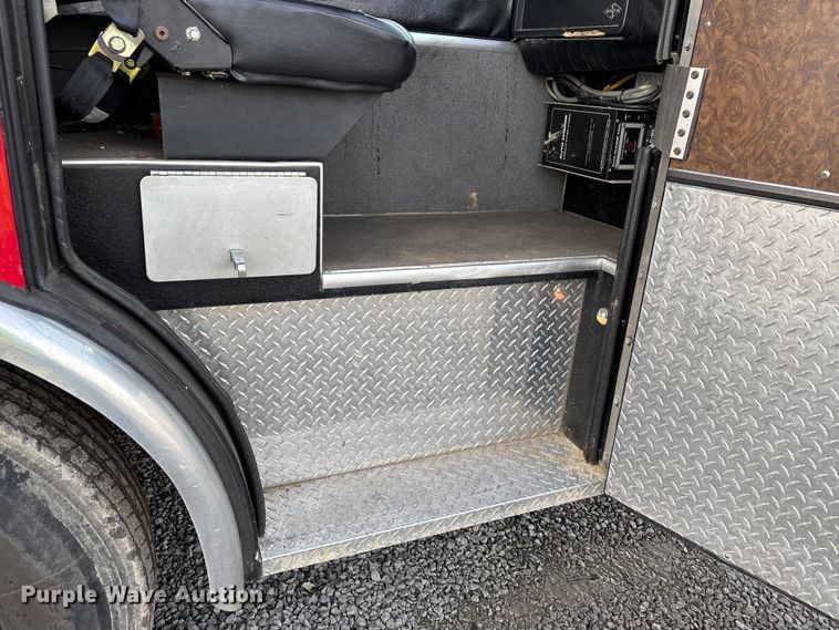 image for item YA2649 1992 Spartan Gladiator pumper fire truck