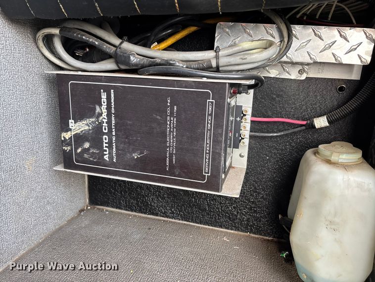 image for item YA2649 1992 Spartan Gladiator pumper fire truck