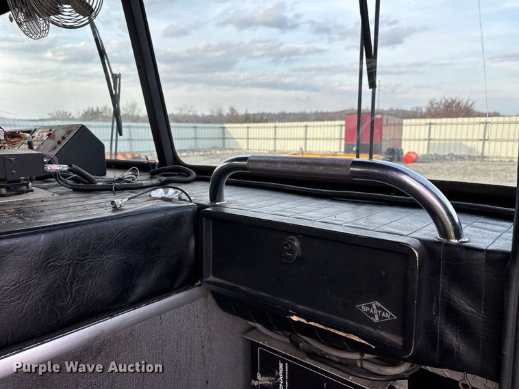 image for item YA2649 1992 Spartan Gladiator pumper fire truck