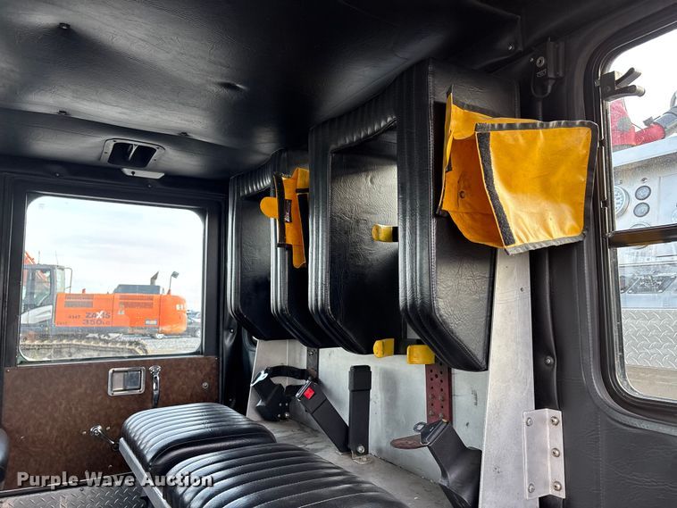 image for item YA2649 1992 Spartan Gladiator pumper fire truck