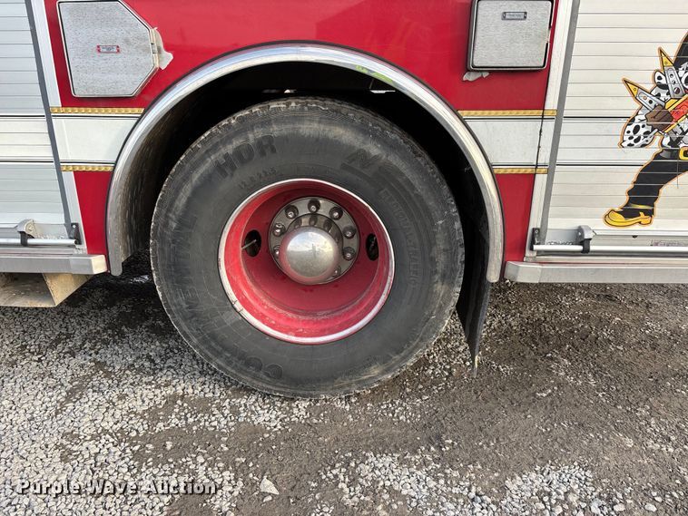 image for item YA2649 1992 Spartan Gladiator pumper fire truck