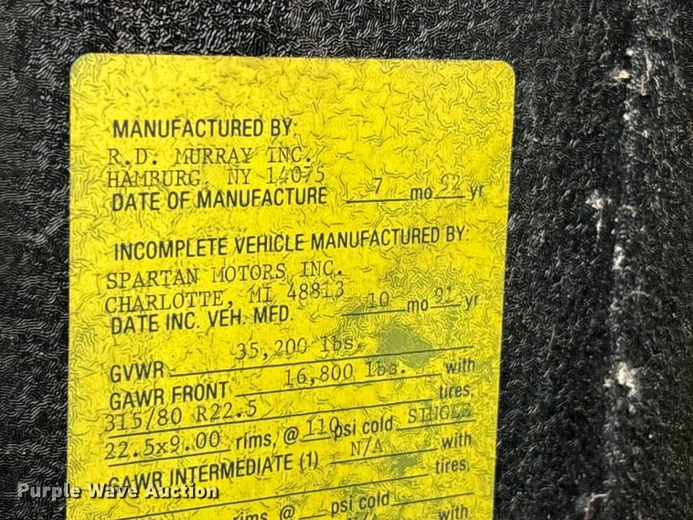 image for item YA2649 1992 Spartan Gladiator pumper fire truck