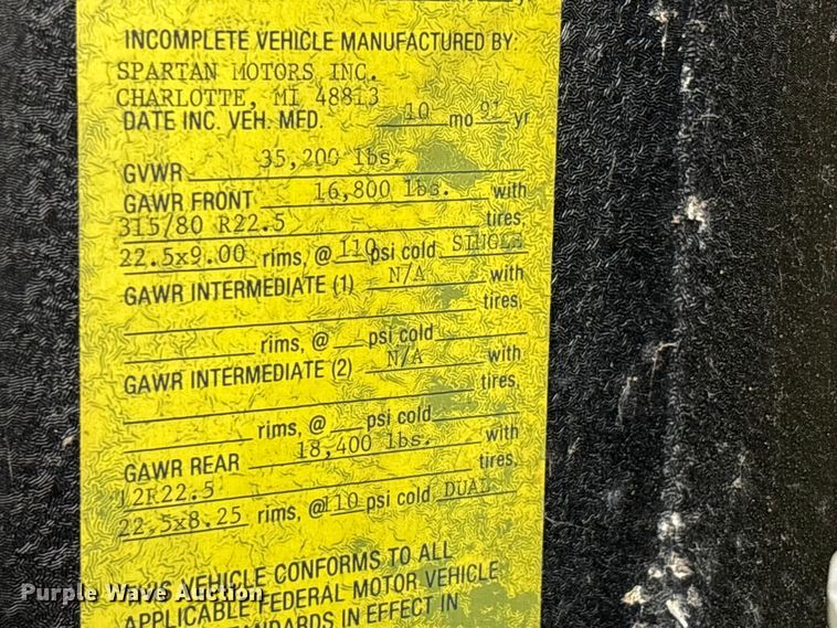 image for item YA2649 1992 Spartan Gladiator pumper fire truck