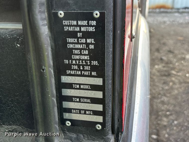 image for item YA2649 1992 Spartan Gladiator pumper fire truck