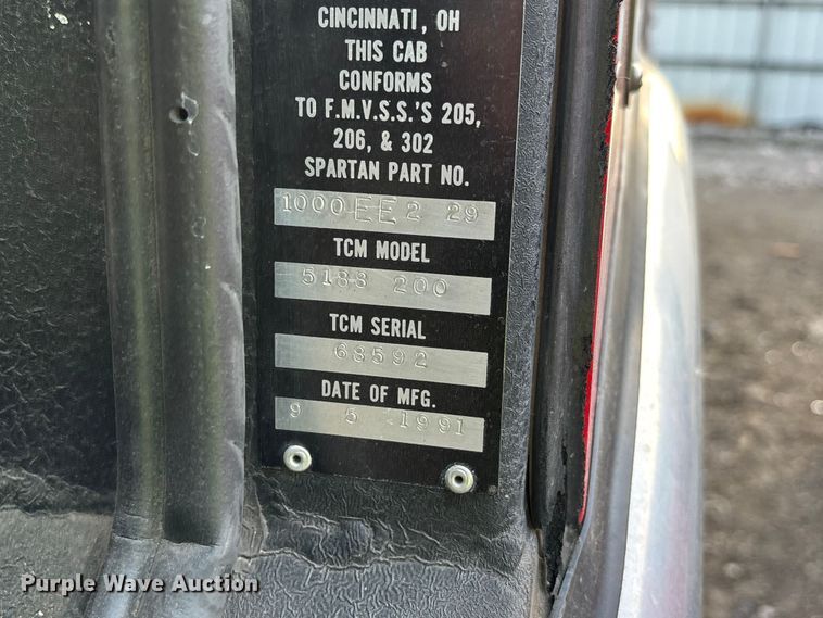 image for item YA2649 1992 Spartan Gladiator pumper fire truck