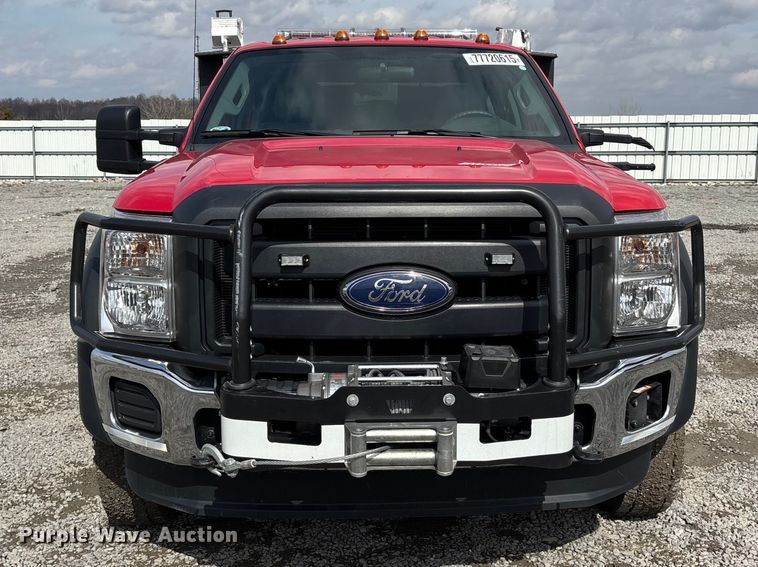 image for item YA2650 2012 Ford F550 Super Duty Crew Cab rescue vehicle