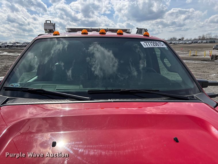 image for item YA2650 2012 Ford F550 Super Duty Crew Cab rescue vehicle