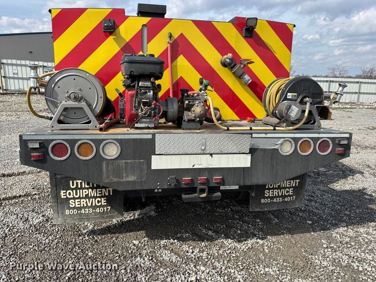 image for item YA2650 2012 Ford F550 Super Duty Crew Cab rescue vehicle