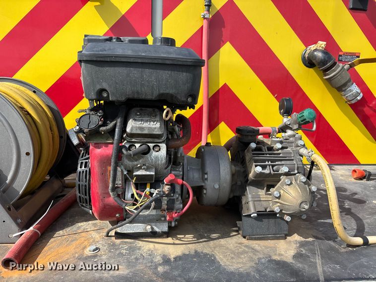 image for item YA2650 2012 Ford F550 Super Duty Crew Cab rescue vehicle