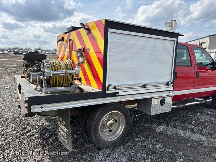 image for item YA2650 2012 Ford F550 Super Duty Crew Cab rescue vehicle