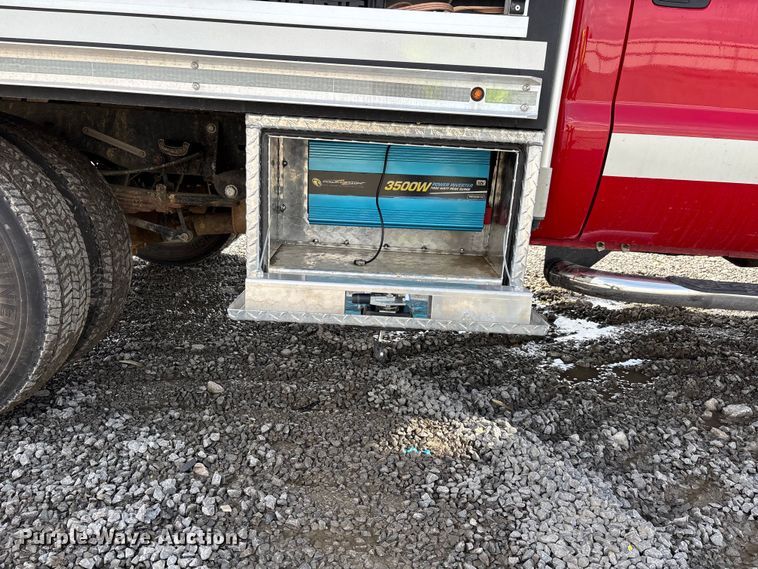 image for item YA2650 2012 Ford F550 Super Duty Crew Cab rescue vehicle