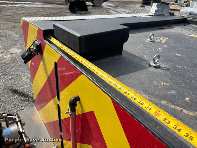 image for item YA2650 2012 Ford F550 Super Duty Crew Cab rescue vehicle