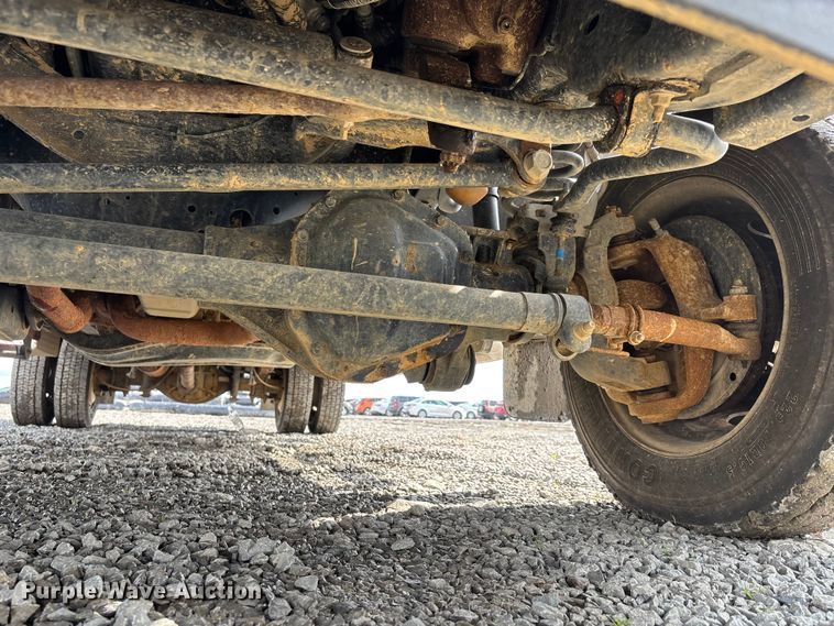 image for item YA2650 2012 Ford F550 Super Duty Crew Cab rescue vehicle