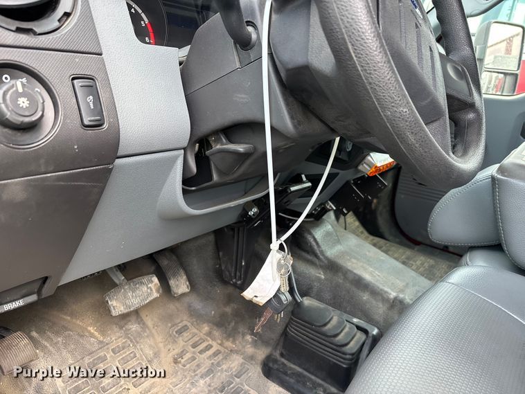 image for item YA2650 2012 Ford F550 Super Duty Crew Cab rescue vehicle